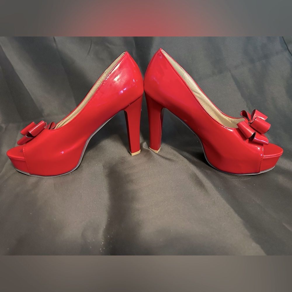 Women Shiny Leather Peep Toe Bowtie Cut out Pumps Stiletto Heels red size 8.5